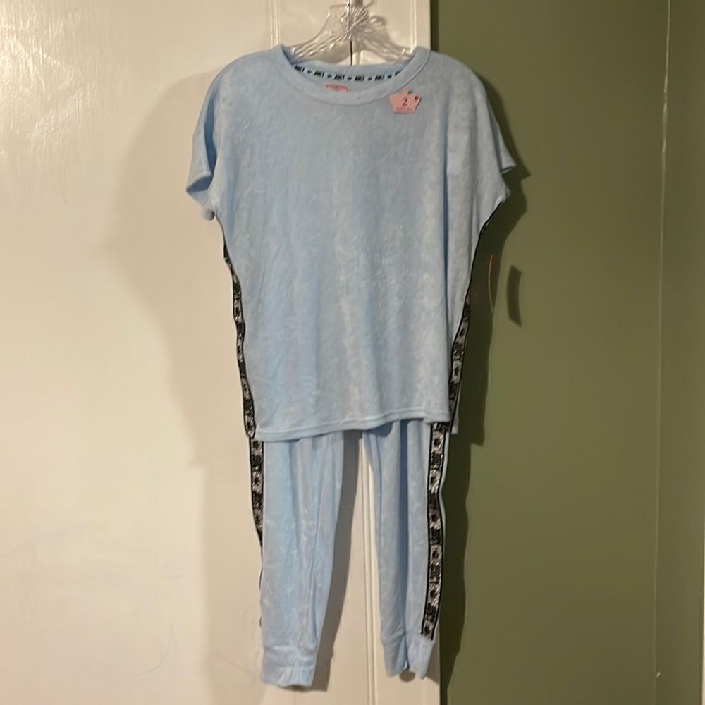 2 piece set Juicy by Juicy Couture size Medium